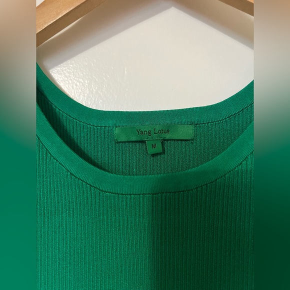 Green Ribbed Top - Picture 2 of 4